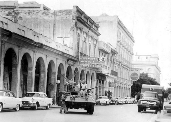  M8 Greyhound     (,     )