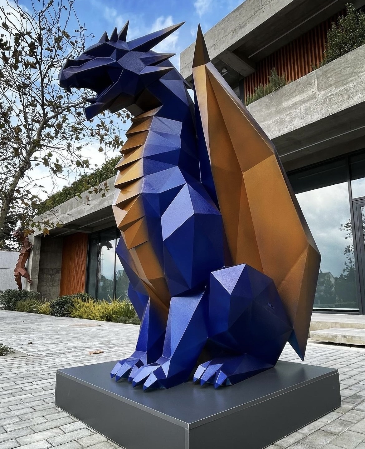 Polygonal sculpture with rust effect. Assembly of large and small dragon Installed in Baku - Sculpture, Metal products, Low poly, 3D modeling, Longpost, The Dragon, The photo