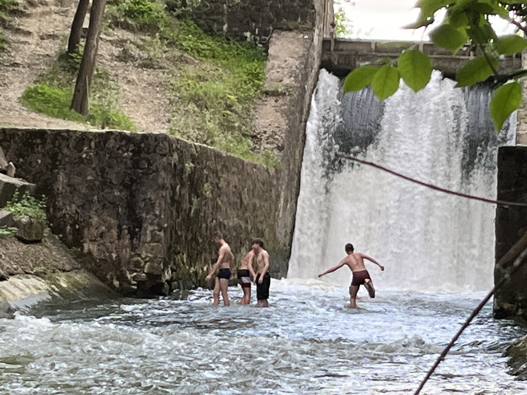 Waterfall in Strelna... 36th tram. St. Petersburg ;) - My, To be continued, Samizdat, Platinum, Waterfall, Longpost