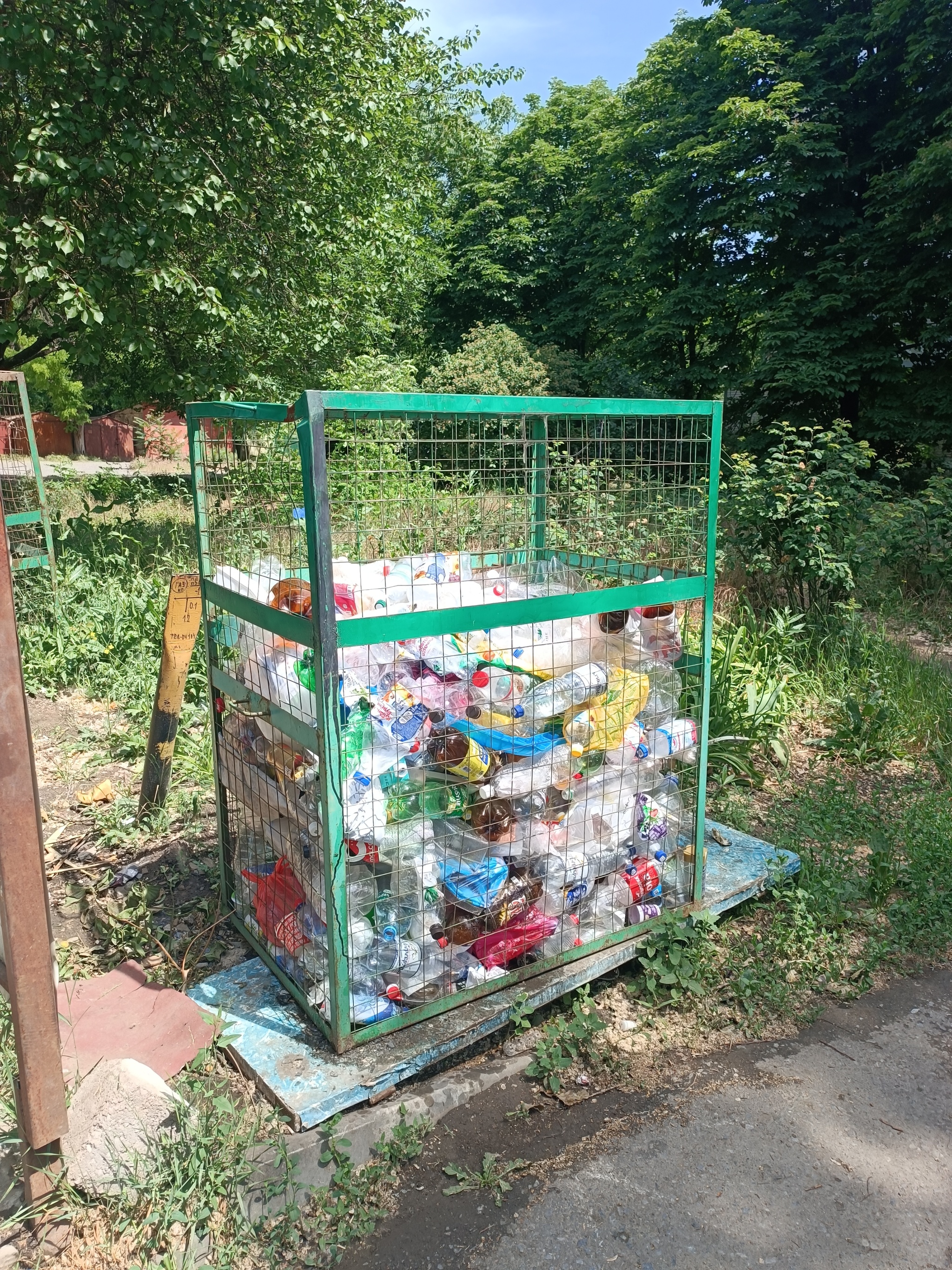 Garbage sorting - My, Garbage, People, Sorting, Chistoman, Politics, Russia, Country