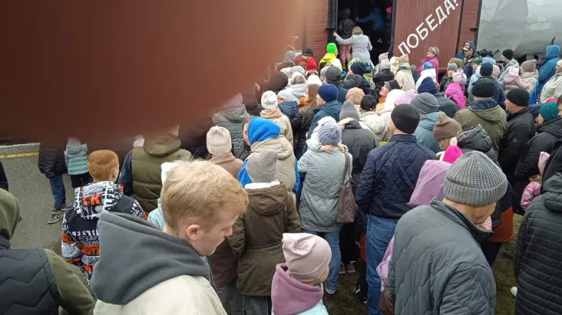 The clock says 00:52:55 - My, Military equipment, A train, May 9 - Victory Day, Longpost