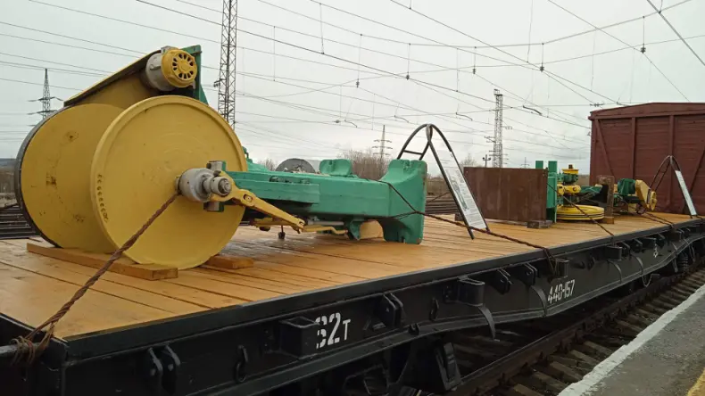 The clock says 00:52:55 - My, Military equipment, A train, May 9 - Victory Day, Longpost