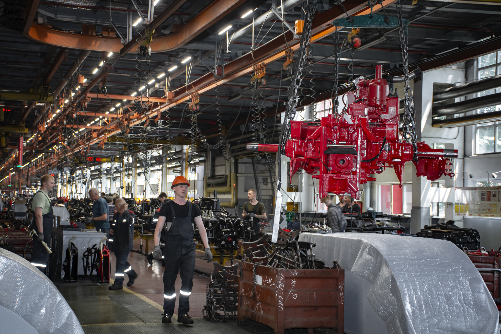 When I succumbed to the Peekaboo call to go to the factory - My, Factory, Tractor, Minsk, Industry, Machine, Longpost, Production