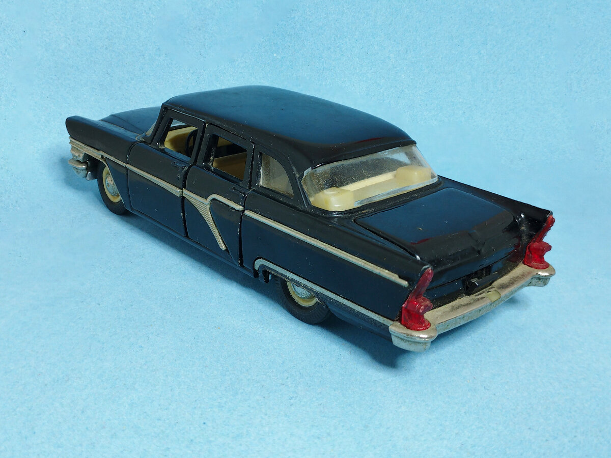 What part most often breaks on the Saratov Chaika GAZ-13? We fix it with 3D printing - My, Collecting, Modeling, Scale model, Collection, Restoration, Gaz-13 Chaika, Tantalum, Serzhik Modelist, 1:43, Recovery, 3D печать, 3D printer, 3D modeling, Tamiya, Painting miniatures, Longpost