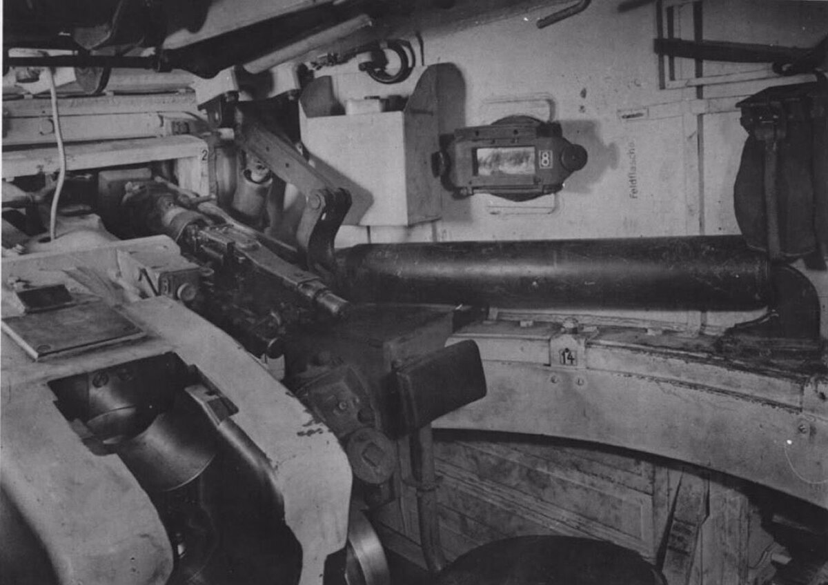 What the German Tiger looked like from the inside - Technics, Weapon, Military equipment, Informative, Tiger, Tanks, Armament, Want to know everything, Inside view, Yandex Zen (link), Longpost, Wehrmacht, Germany, Military establishment, PANZER