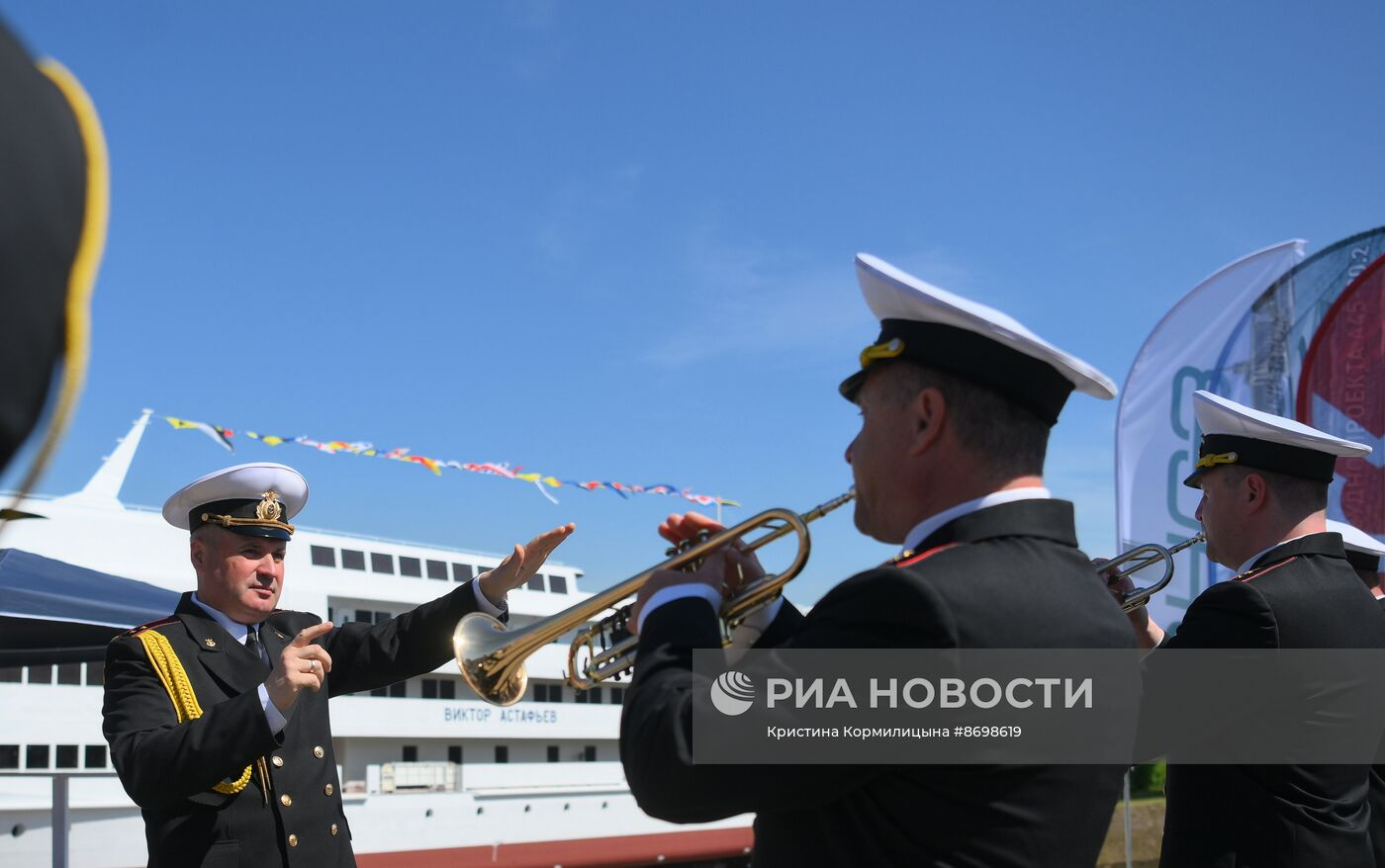 The Viktor Astafiev passenger ship worth 4.3 billion rubles was launched in St. Petersburg. Project A45-90.2 for Krasnoyarsk - news, Sdelanounas ru, Russia, Shipbuilding, Saint Petersburg, Krasnoyarsk region, launching, Longpost