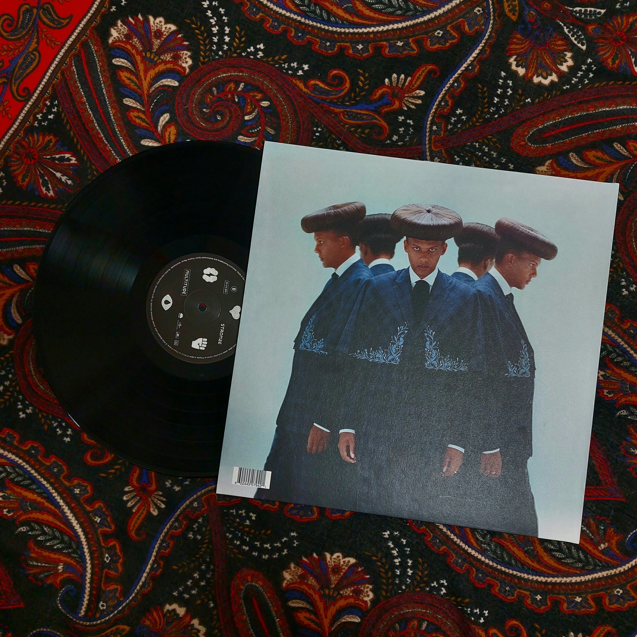 Stromae - Multitude - Stromae, Vinyl, Plate, Vinyl records, Mobile photography, Longpost