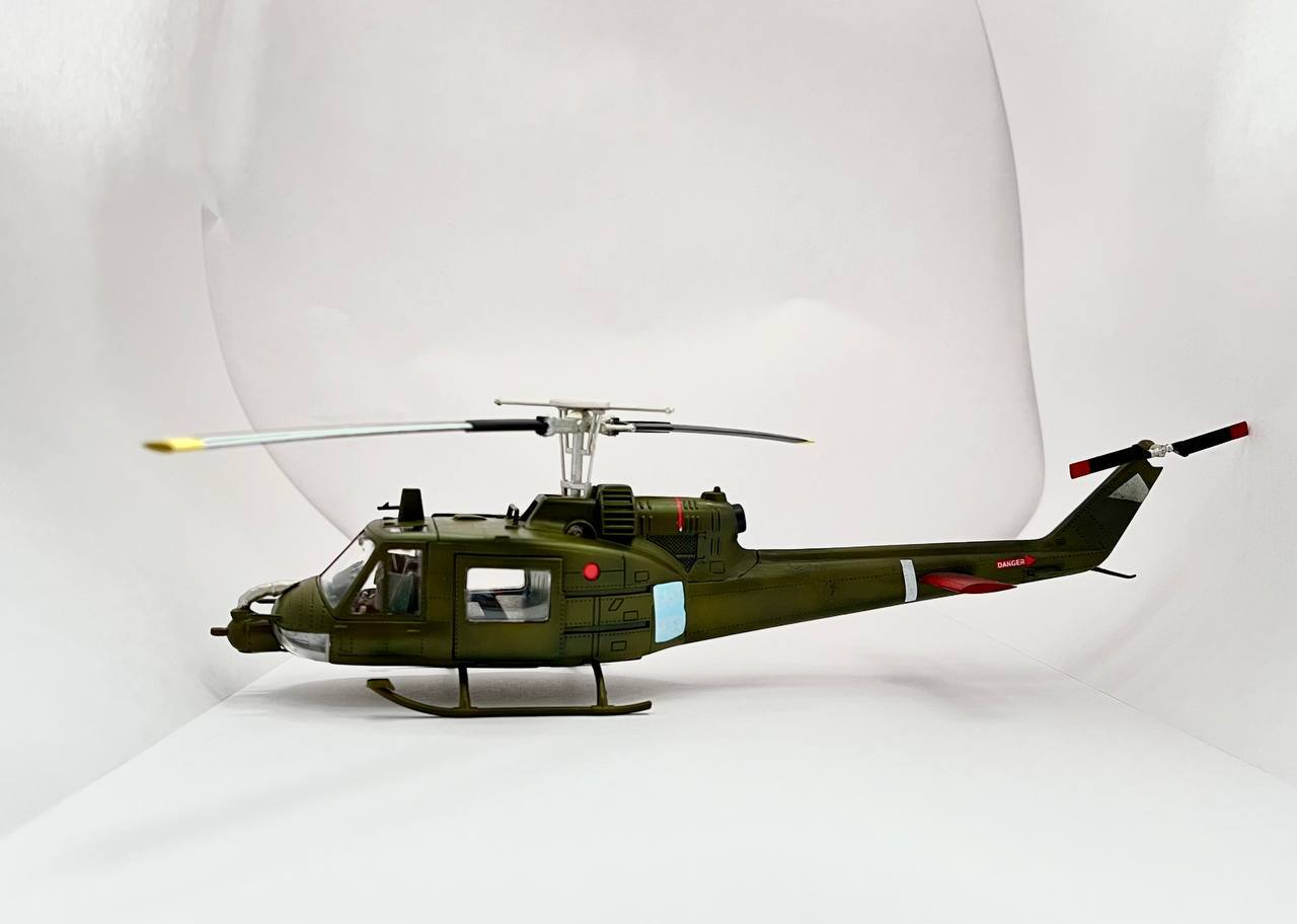 Building a prefabricated UH-1C Huey model - My, Stand modeling, Modeling, Prefabricated model, Friday tag is mine, Longpost