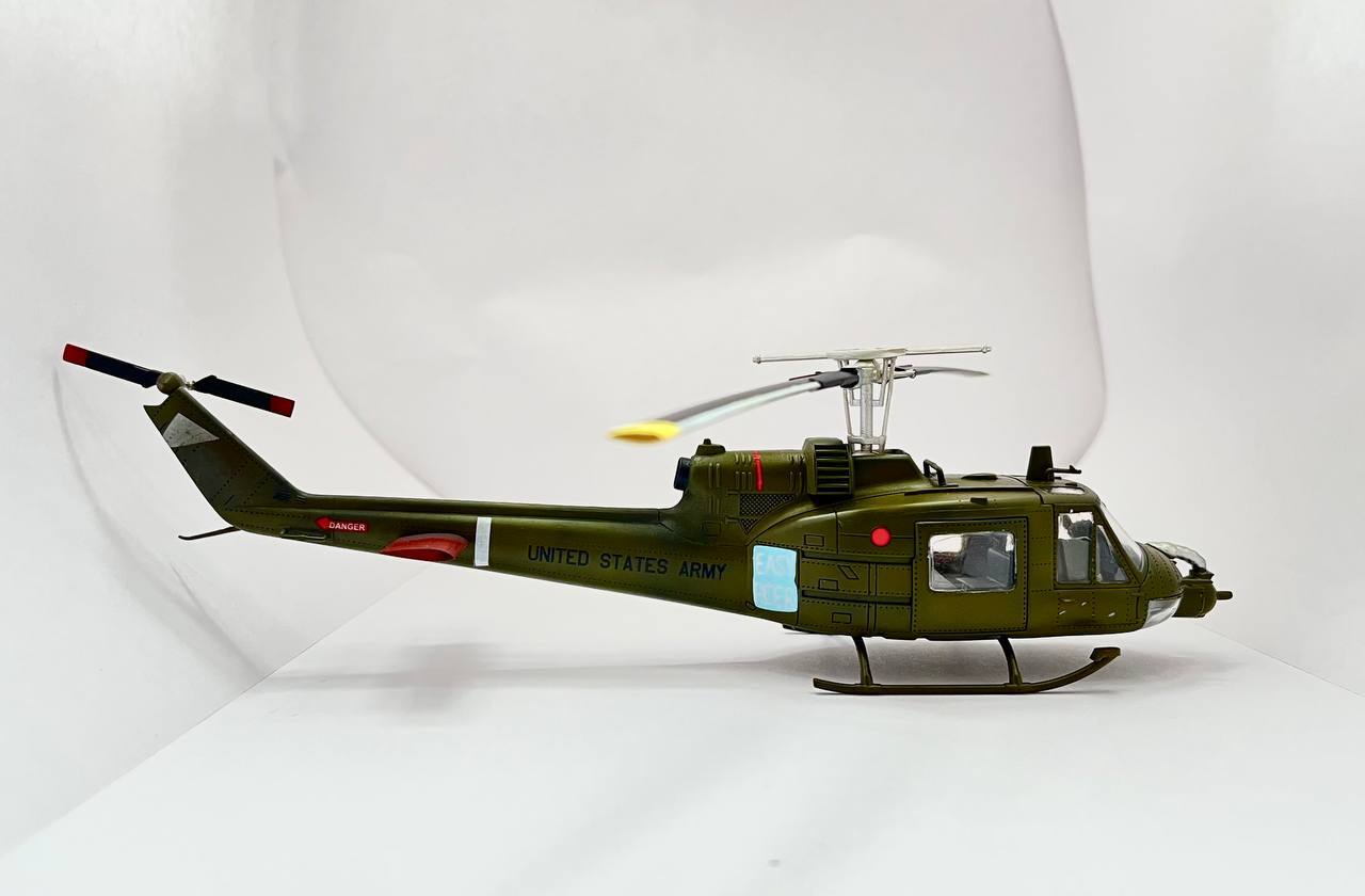 Building a prefabricated UH-1C Huey model - My, Stand modeling, Modeling, Prefabricated model, Friday tag is mine, Longpost