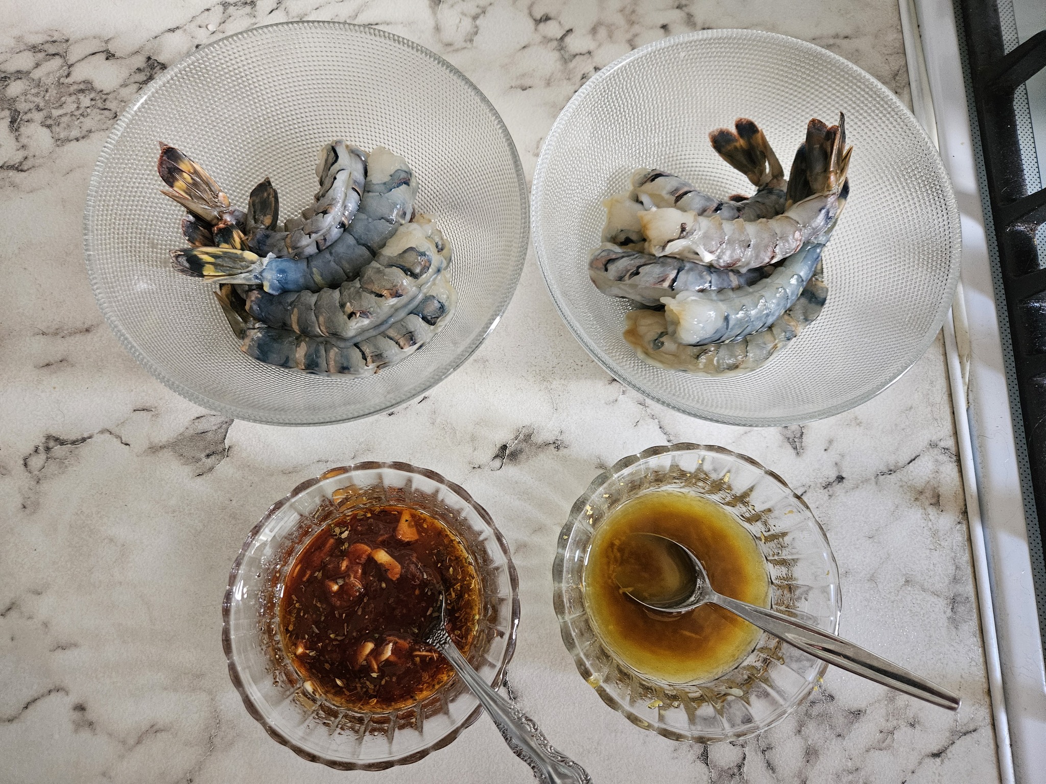 A hearty lunch for two from what's lying around in the refrigerator - My, Men's cooking, Serving dishes, Recipe, Cooking, Snack, Ingredients, Shrimps, Grill, Preparation, Food, Beer snack, On fire, Shashlik, Longpost