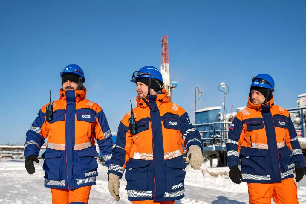 How oil is extracted from under a kilometer-long layer of permafrost and why it is called cold - Energy (energy production), Inventions, The science, Nauchpop, Scientists, Oil, Longpost
