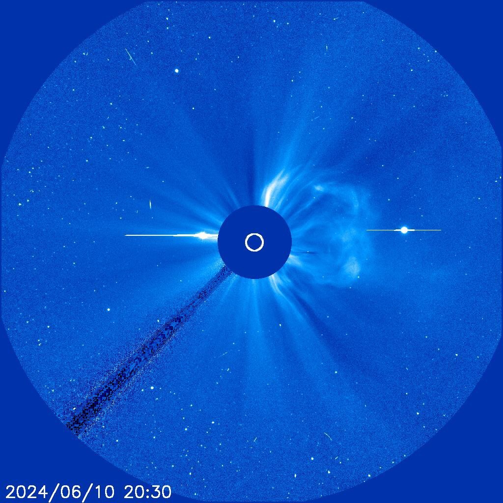 Solar flare class M9.56 - My, The sun, Flash, Ejection, Space, Magnetic storm, Video, Soundless, Longpost