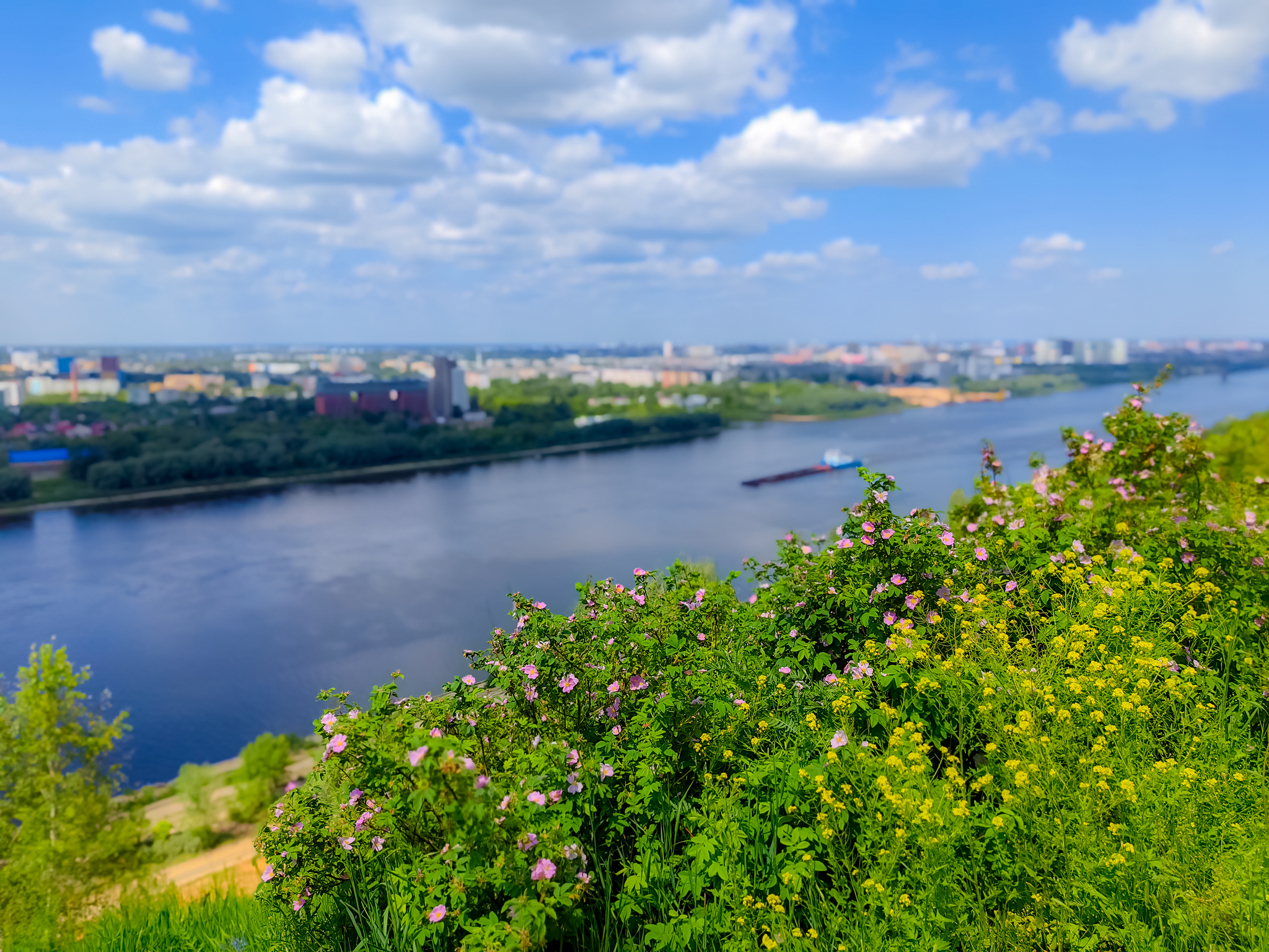 Bike flight - My, A bike, Bike ride, Nizhny Novgorod, Dzerzhinsk, Mobile photography, Town, Summer, Video, Vertical video, Longpost