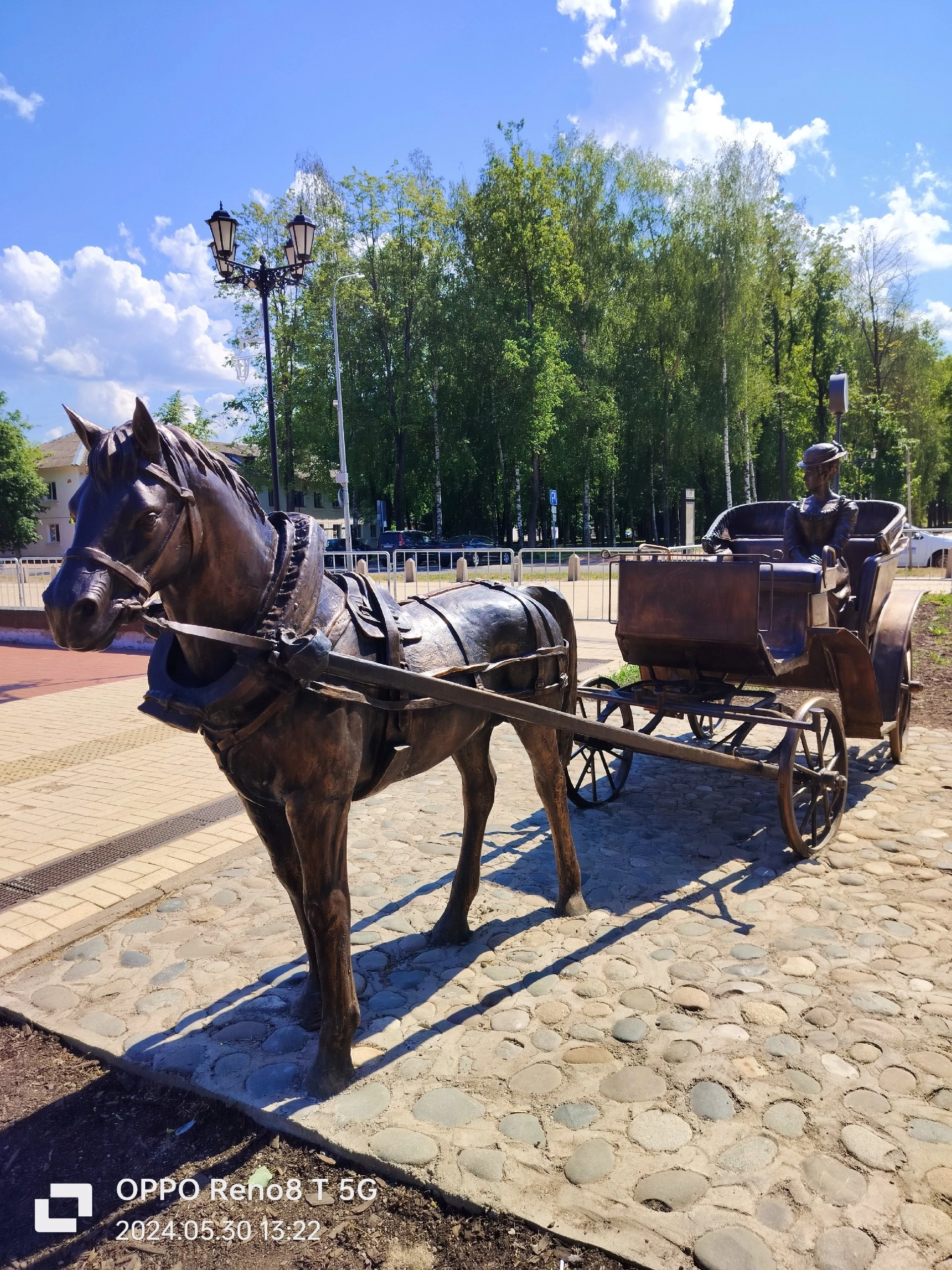 Город Достоевского - Моё, Старая Русса, Новгородская область, Отпуск, Достопримечательности, Собор, Христианство, Города России, Музей, Федор Достоевский, Усадьба, Набережная, Красота, Кафе, Еда, Салат, Природа, Река, Башня, Площадь, Парк, Видео, Вертикальное видео, Длиннопост