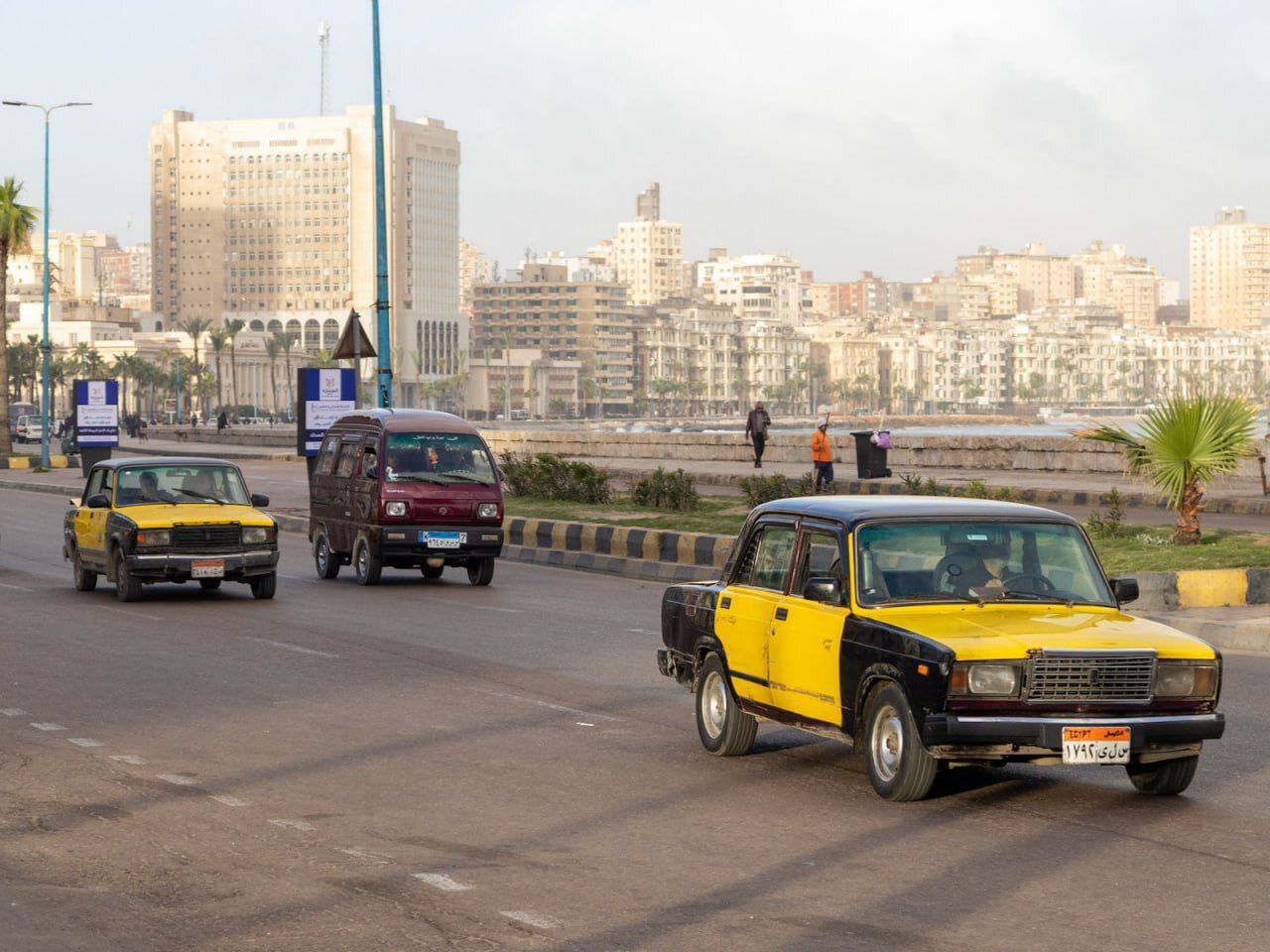 Taxi drivers in the city of Alexandria in Egypt still carry passengers in old Zhiguli cars - all photos were taken in 2024 - Auto, Telegram (link), AvtoVAZ, Egypt, Taxi, Longpost, The photo