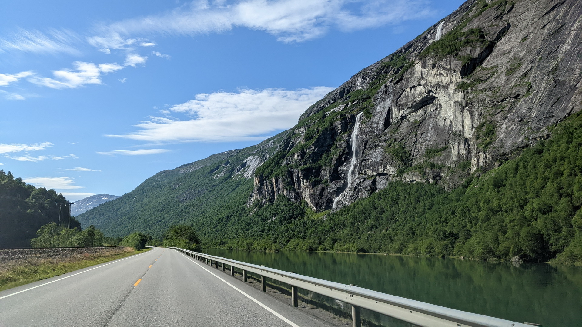 Last flight to Norway on holiday in July 2022 - My, The mountains, Nature, Travels, Norway, Waterfall, Paragliding, Video, Longpost