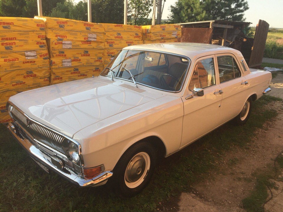 Volga 24ka 1973 onwards) - My, Longpost, The photo, Car, Gaz-24 Volga, Rarity