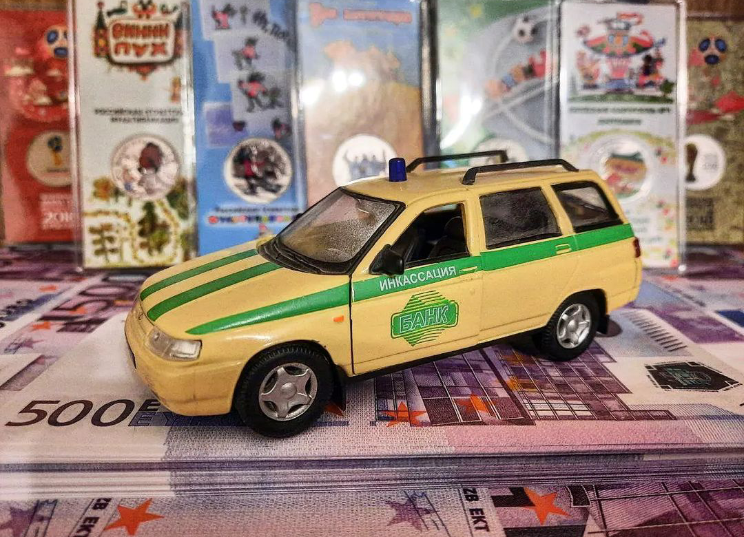 Лада 111 Инкассация | Пикабу
