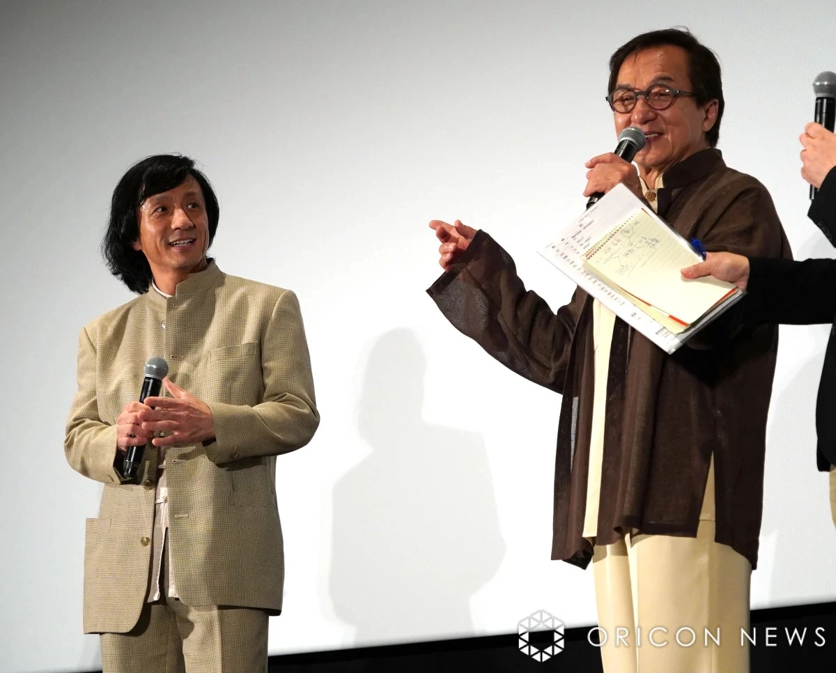 Jackie Chan presented the film On Horseback in Japan - Actors and actresses, Jackie Chan, Chinese cinema, Movies, Japan, Video, Vertical video, Longpost