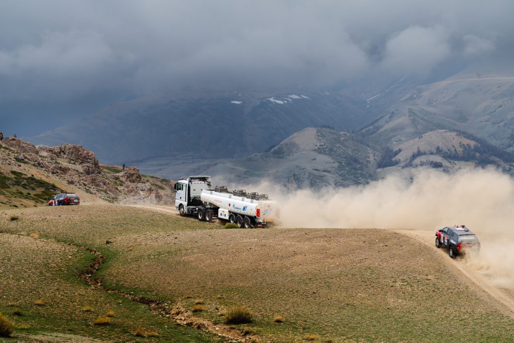 Through snow, hail and sand dunes: how the Silk Way Rally route was scouted - My, Rally, Silk Road, Kamaz, Truck, SUV, Off road, Longpost