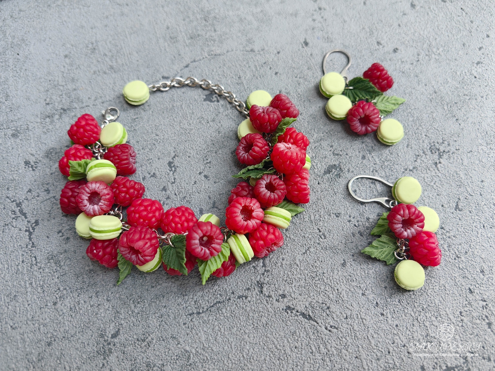 Bracelet and earrings with raspberries and macaroons - My, Polymer clay, Лепка, Decoration, Needlework without process, Longpost