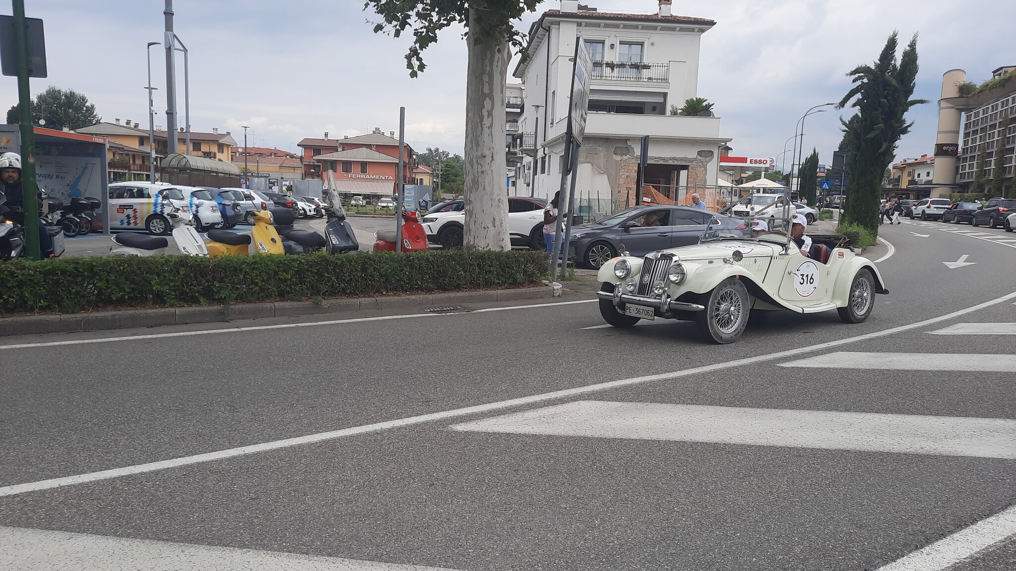 Loaf in Europe - My, Travels, Italy, Auto, Museum, sights, UAZ loaf