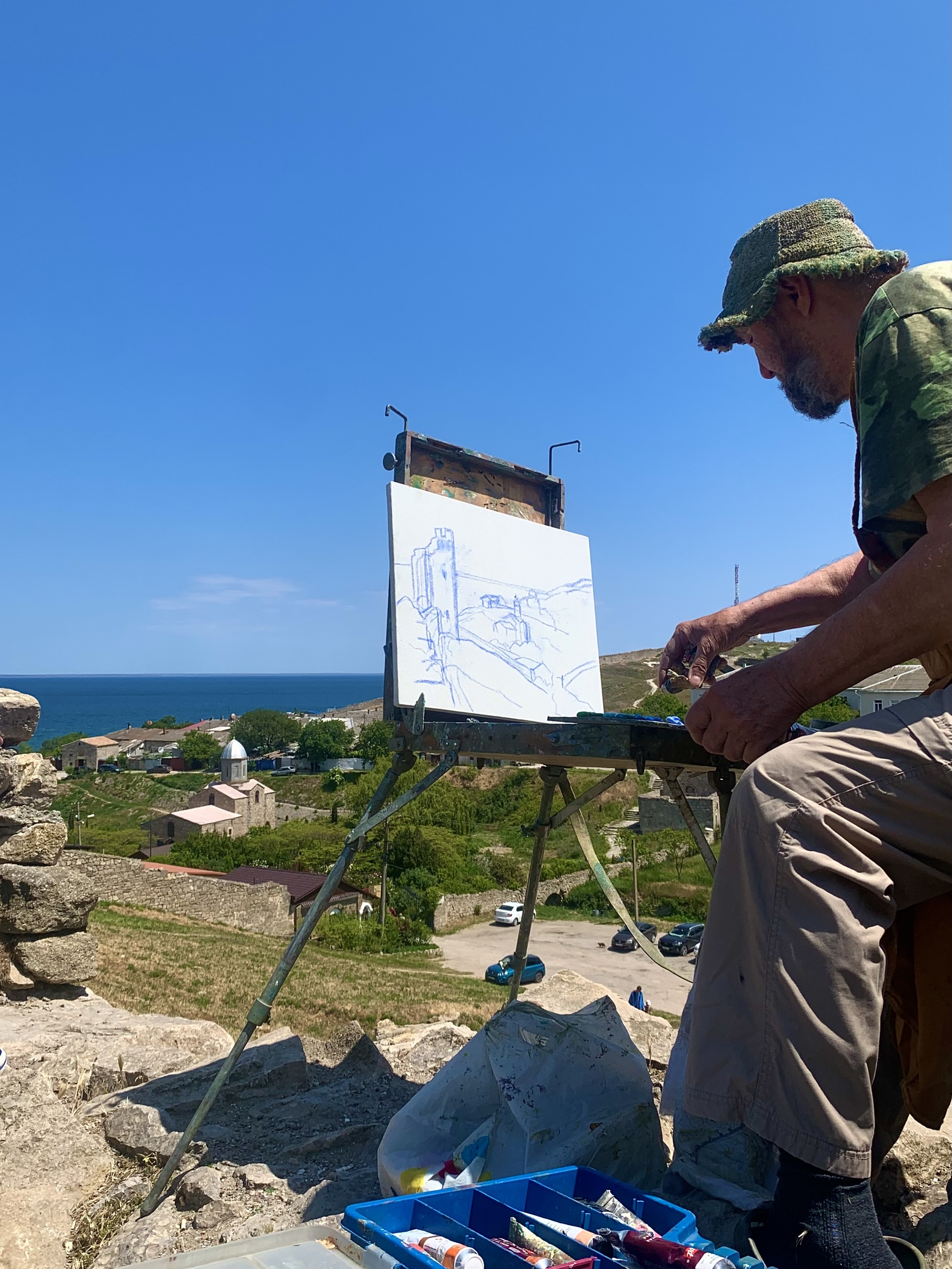 Artist - My, Mobile photography, Sky, Clouds, Crimea, Feodosia, Black Sea, Artist, The photo, Plein air