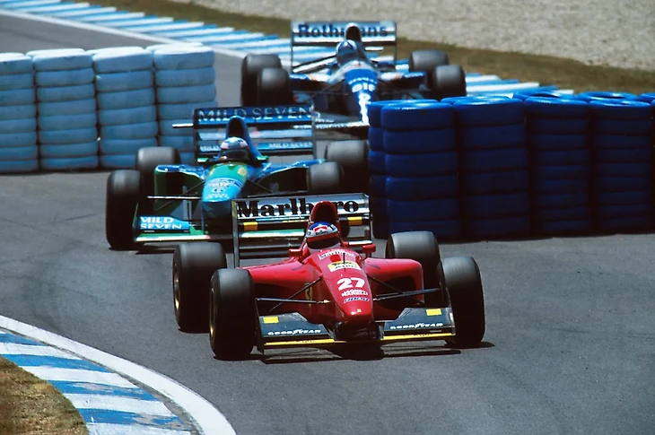 Spain '94. Hill won and Williams breathed a sigh of relief after Senna's death. Schumacher in 5th gear on the podium - My, Race, Автоспорт, Formula 1, Competitions, Speed, Michael Schumacher, Ayrton Senna, Williams racing, Car history, Life stories, 90th, The Grand Prix, Ferrari, David Coulthard, Extreme, Longpost