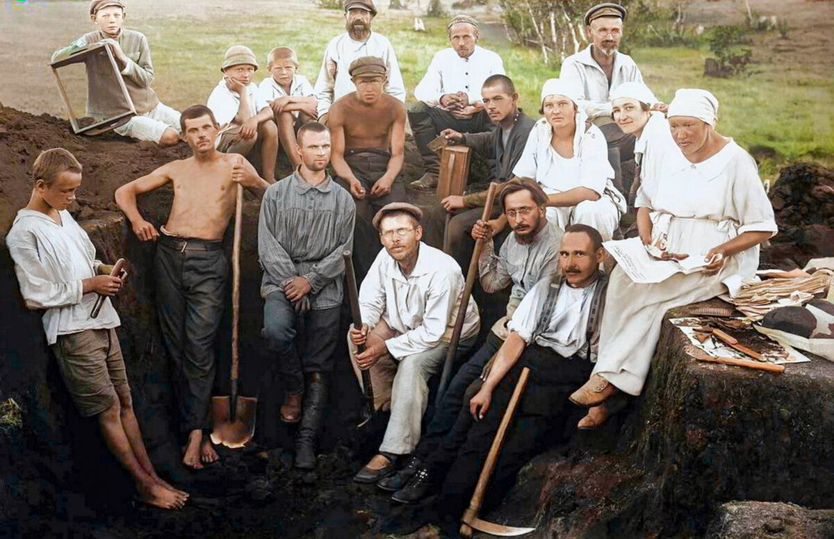 The difficult and difficult life of the USSR in the first half of the twentieth century. 20 colored photographs - My, Colorization, Old photo, Historical photo, The photo, the USSR, 1920s, 1930s, 1940, Longpost
