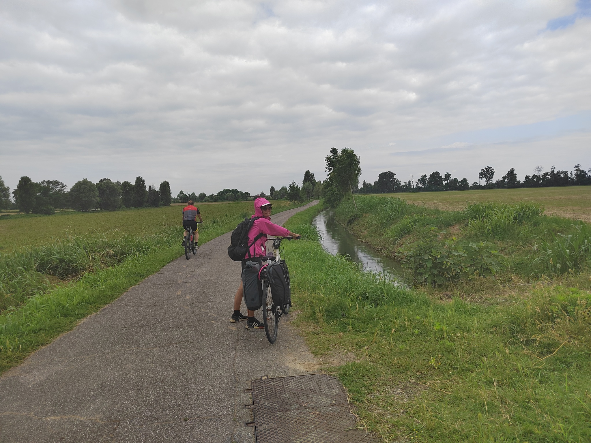 Let's go with my favorite Japanese girl, Hisako, on a ten-day bike trip to Montpellier! - My, Italy, A bike, Youtube, Camping, Bike ride, Cyclist, Hike, Туристы, Video, Longpost