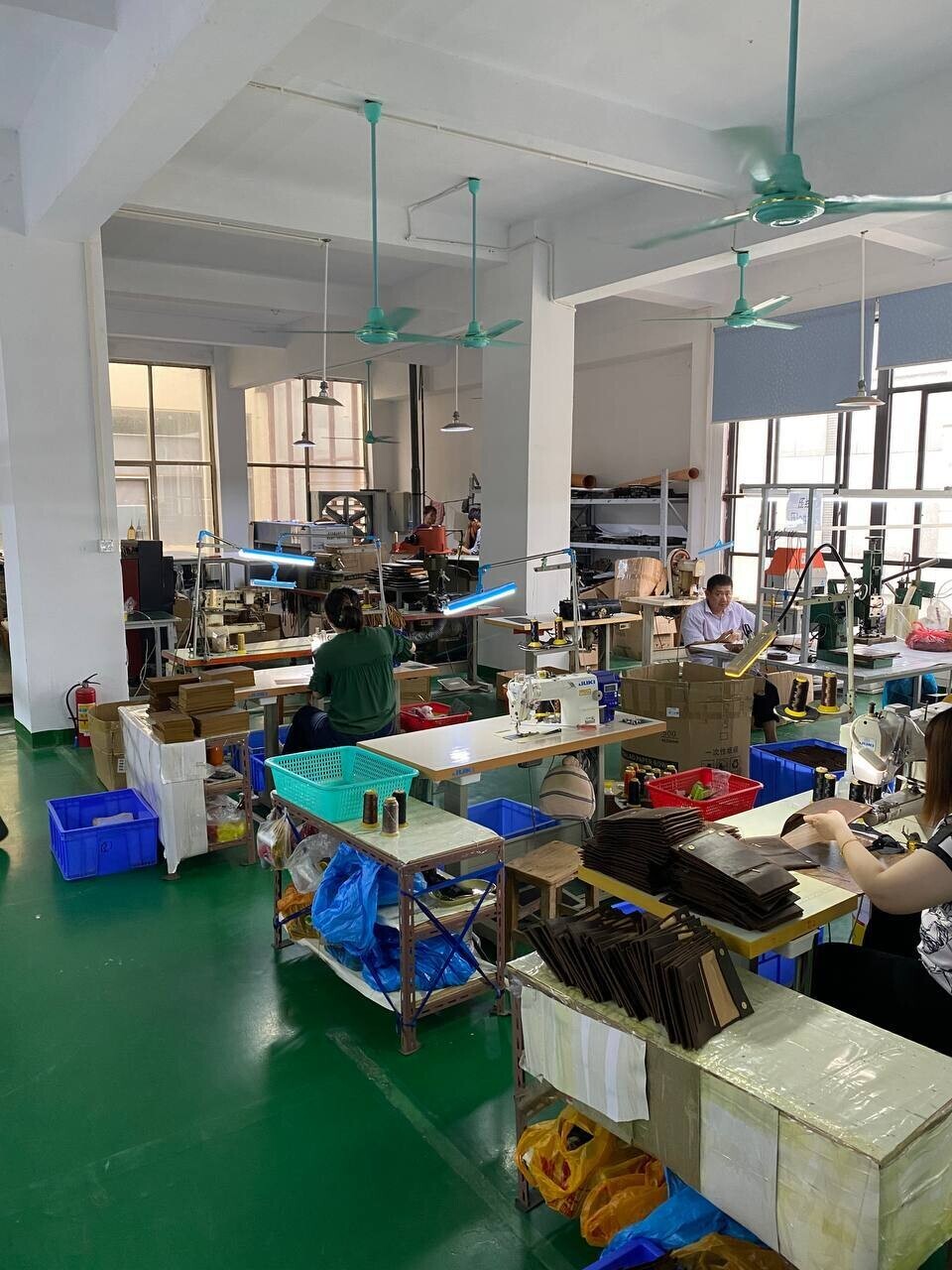 Visited a leather accessories factory with a client - My, Small business, China, Business, Production, Leather goods, Entrepreneurship, Natural leather, Accessories, Men's Accessories, Longpost