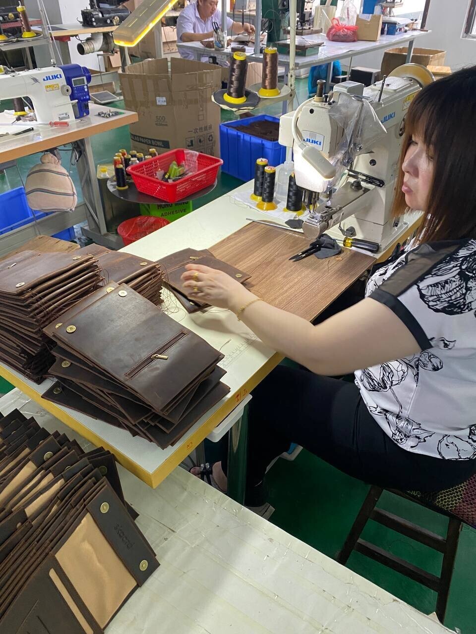 Visited a leather accessories factory with a client - My, Small business, China, Business, Production, Leather goods, Entrepreneurship, Natural leather, Accessories, Men's Accessories, Longpost