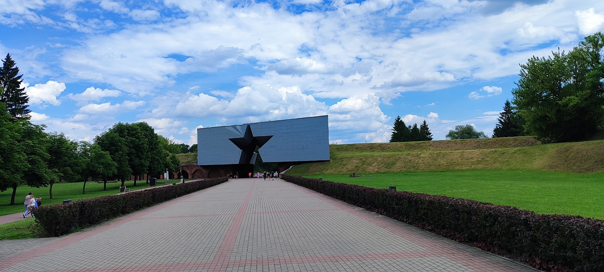 Брест - Брест, Брестская крепость, Мороженое, Республика Беларусь, Туризм, Длиннопост