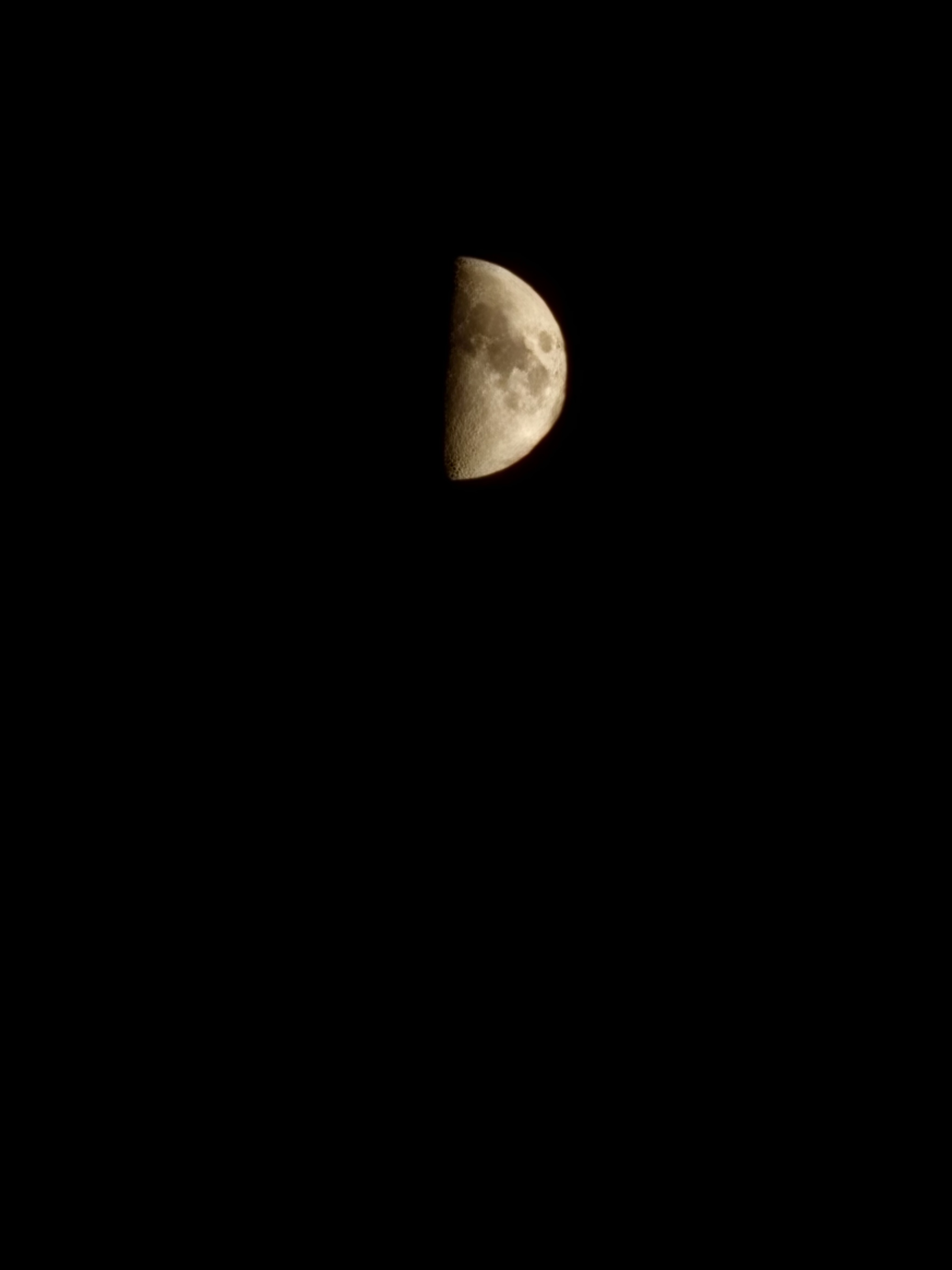 Moon on camera s24 - My, The photo, moon, Mobile photography, Samsung, Longpost