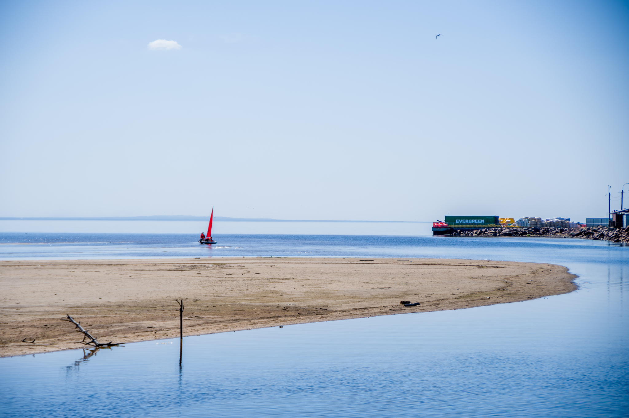 The city of Sosnovy Bor, Leningrad region. Coast of the Gulf of Finland - My, Travels, Travel across Russia, Russia, The Gulf of Finland, Landscape, The photo, Sky, Ship