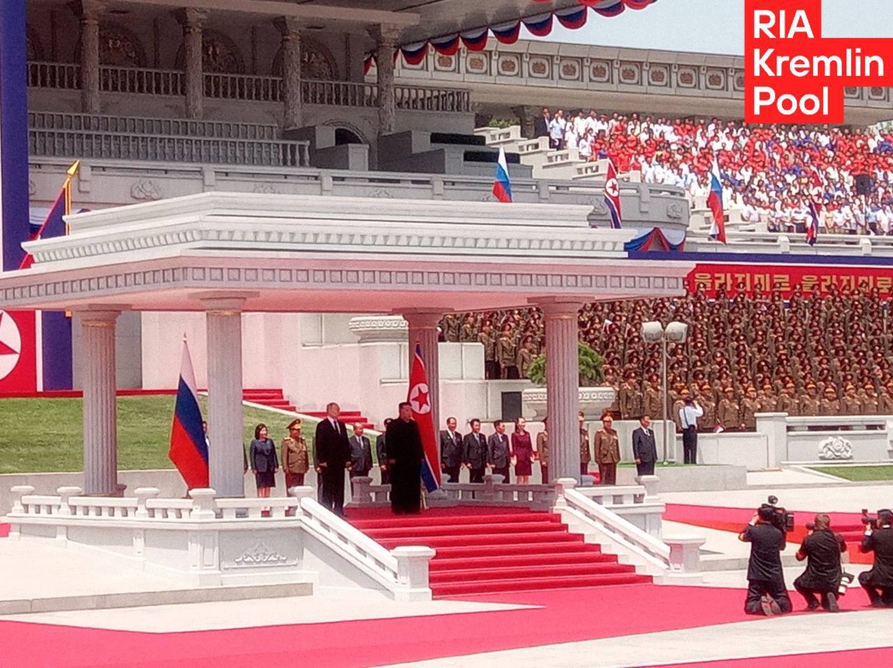 The meeting ceremony between Putin and Kim Jong-un began in Pyongyang - news, Politics, Russia, North Korea, Kim Chen In, Vladimir Putin, Society, Pyongyang, Kim Il Sung, Kremlinru, Риа Новости, Video, Video VK, Telegram (link), Longpost