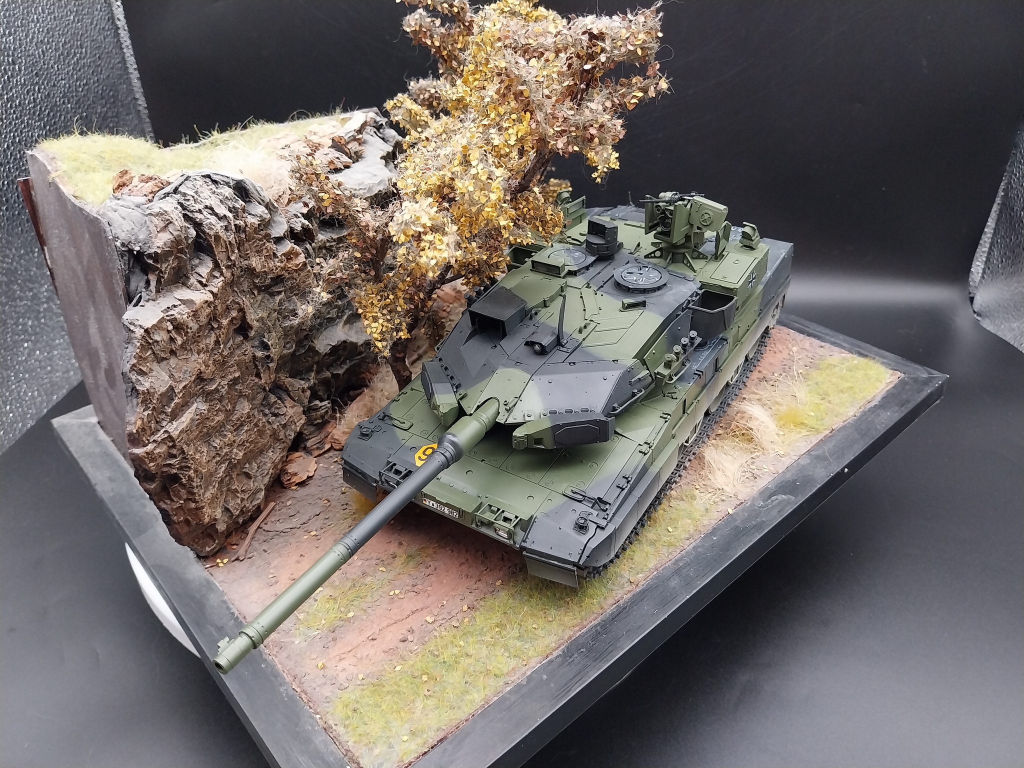 Amusing Hobby 35A058 - 1:35 Leopard 2 A8 - Моё, Стендовый моделизм, Масштабная модель, Танк леопард, Длиннопост