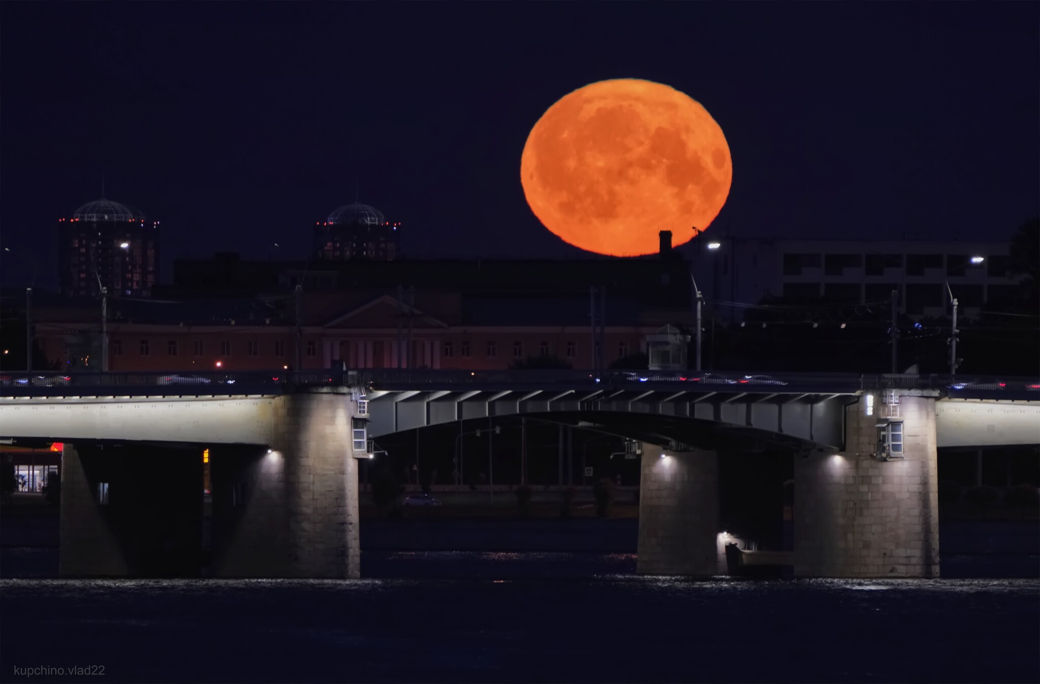 Full Moon June 22 - My, The photo, Saint Petersburg, Sunset, moon, Alexander Nevsky Bridge, International