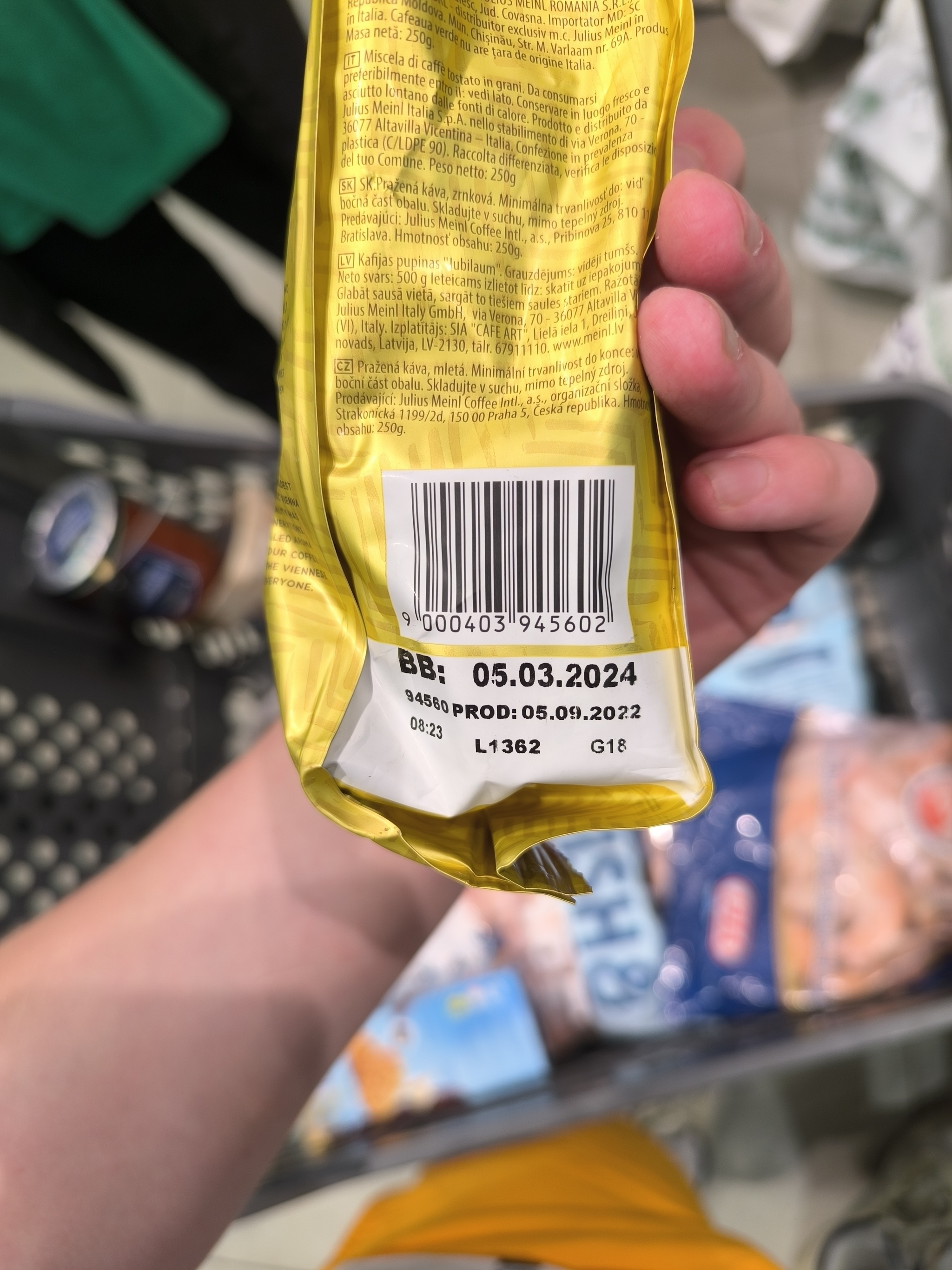 Tukhlopriton Crossroads on Optikov Street, 40/17. Why is x5Retail poisoning customers? Stop poisoning people! - My, Negative, A complaint, Consumer rights Protection, Cheating clients, Impudence, Delay, Moldy stuff, Rot, Supermarket Perekrestok, X5 Retail Group, Prosecutor's office, Rospotrebnadzor, Saint Petersburg, Products, Salesman, Sellers and Buyers, Purchase, Mystery shopper, Customer, Poisoning, Longpost