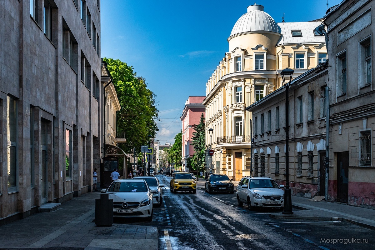 Летнее утро в Москве | Пикабу