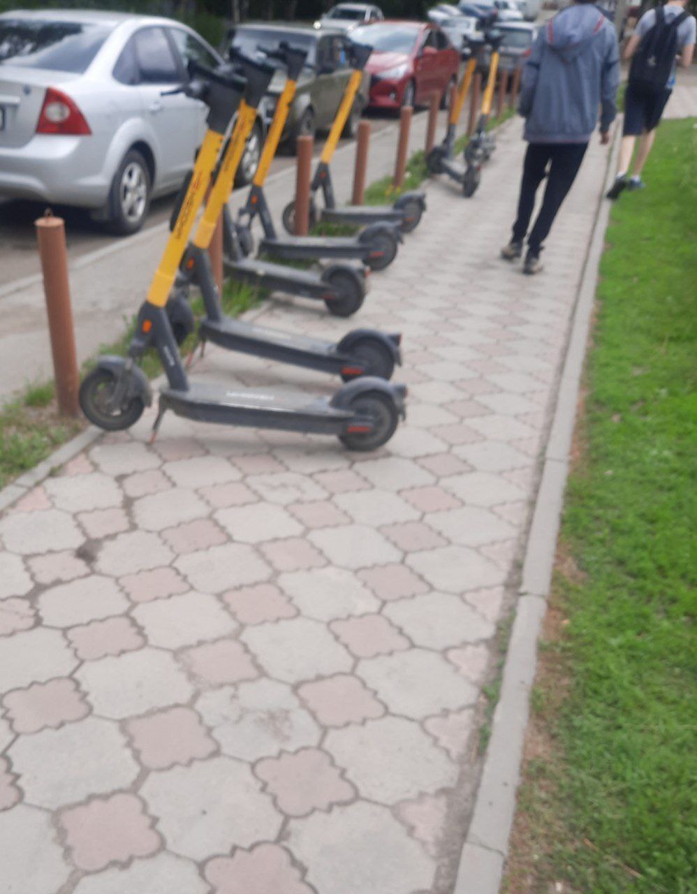 P@$%&*sy - Scooters, Respect, Gays, Hereby, Неправильная парковка, Scooter rental, Electric scooter, Negative