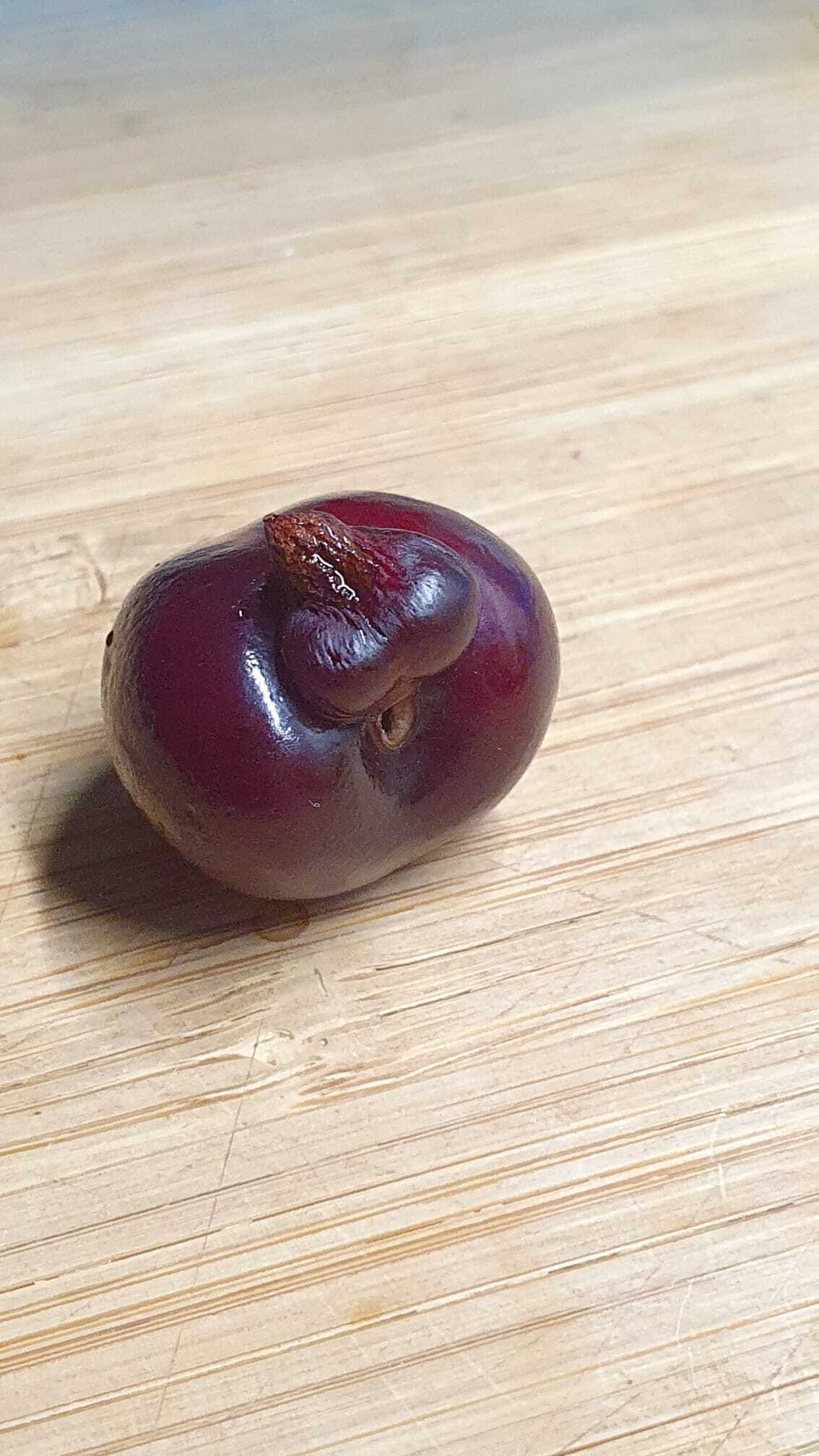 Cherry from Europe - My, Cherry, Penis, Eggs, Pareidolia, Cherries, It seemed, Longpost
