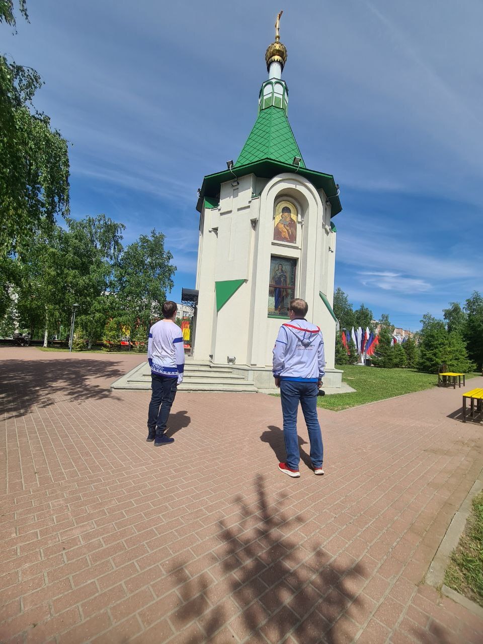 Сургут космический, прогулка по городу, часть 3 (Космонавты, Гагарин, 430 лет, НЛО) - Моё, Космонавтика, Космос, Юрий Гагарин, Космонавты, История города, Сургут, Югра, НЛО, 12 апреля - День космонавтики, Сделано в СССР, СССР, Длиннопост