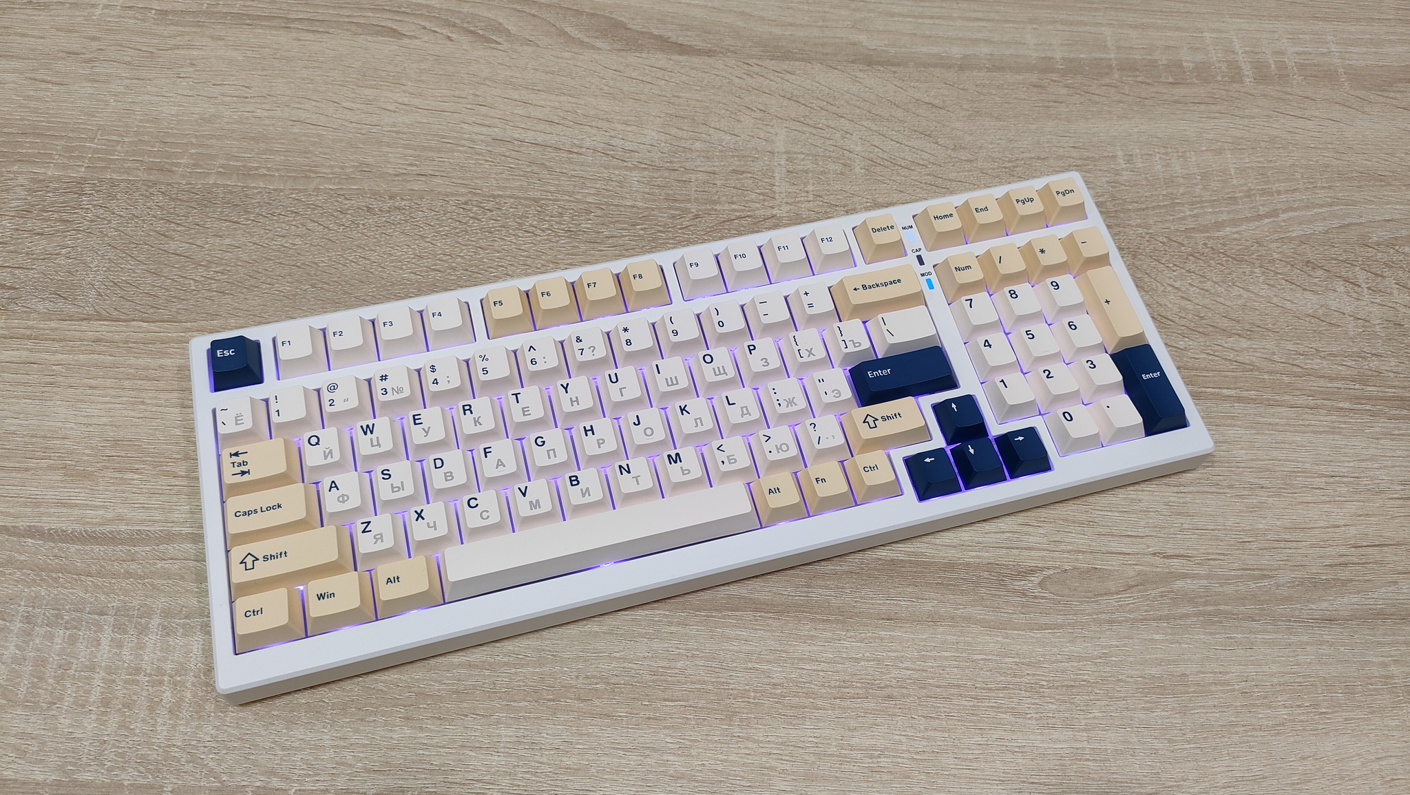 I'll play a prank! With Cyrillic and number pad: review of the Xinmeng X98 Pro mechanical keyboard - My, Keyboard, Drawing, Raffle prizes, Overview, Video, Youtube, Longpost, Xinmeng