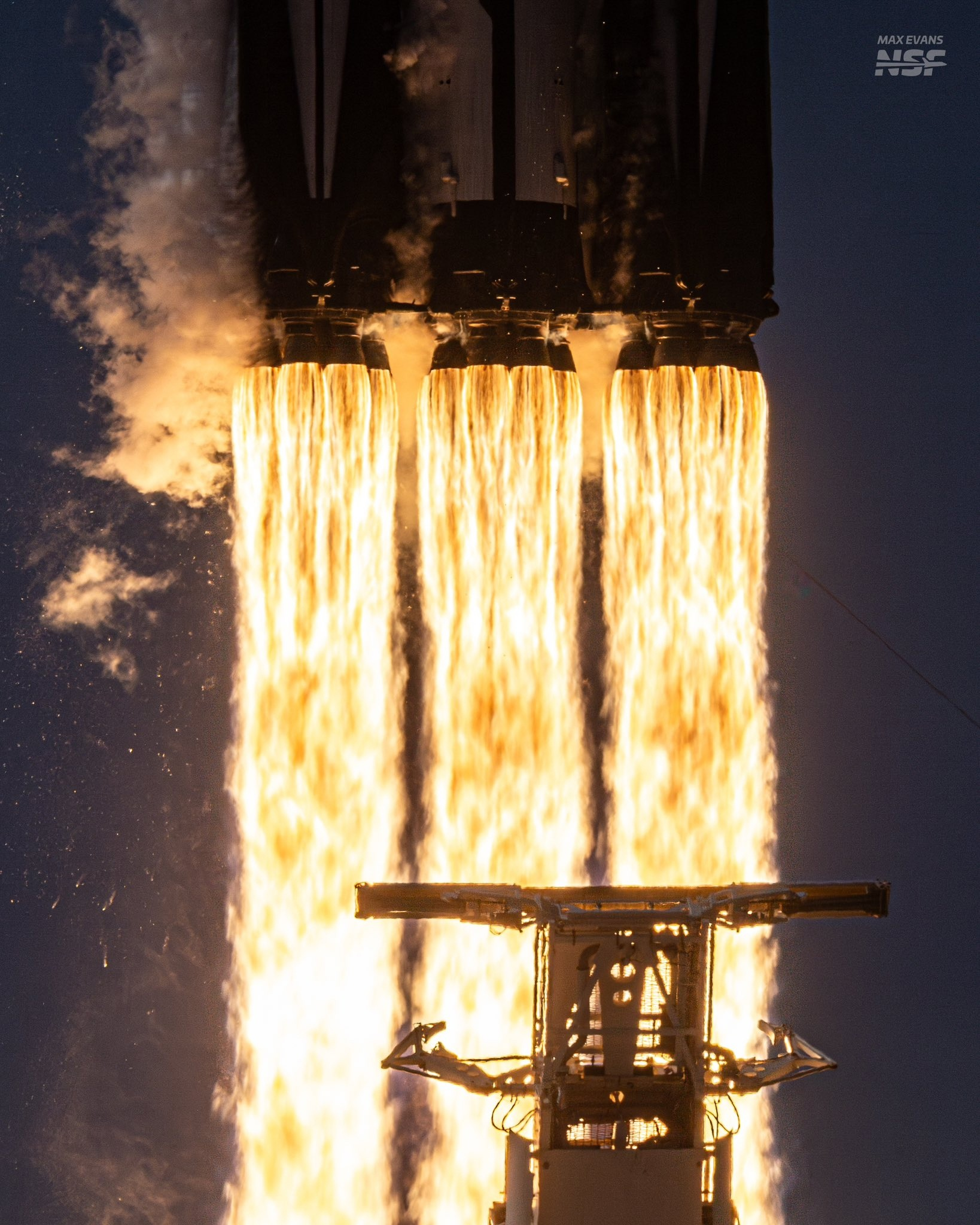 Beautiful footage of the tenth Falcon Heavy mission - Cosmonautics, Rocket launch, Spacex, Falcon heavy, Rocket, Satellites, Video, Youtube, Video VK, Longpost