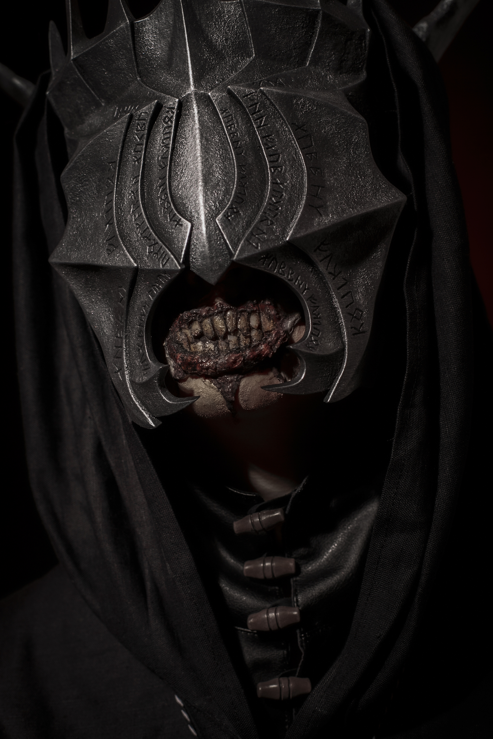 My cosplay of the Herald of Sauron (Lord of the Rings) - My, Cosplayers, Cosplay, PHOTOSESSION, The photo, Fantasy, Lord of the Rings, Costume, Fashion model, Crier, Makeup, Lego, Horror, Craft, Mask, Tolkien, Middle earth, Voice of Mordor, Mordor, Sauron, Ring of omnipotence, Longpost