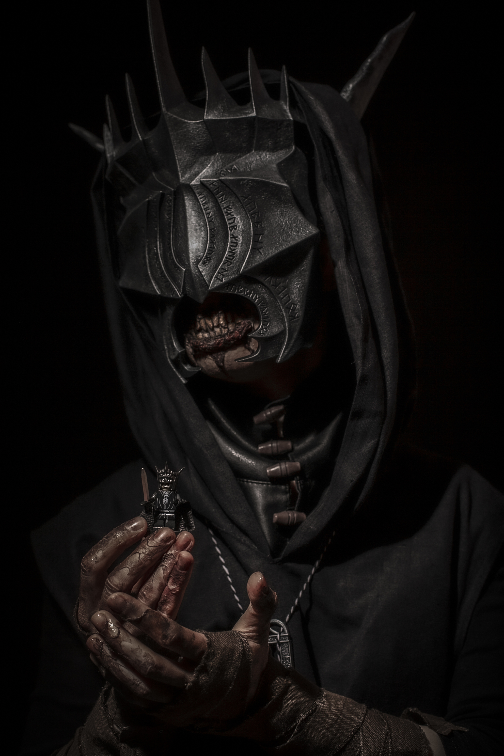 My cosplay of the Herald of Sauron (Lord of the Rings) - My, Cosplayers, Cosplay, PHOTOSESSION, The photo, Fantasy, Lord of the Rings, Costume, Fashion model, Crier, Makeup, Lego, Horror, Craft, Mask, Tolkien, Middle earth, Voice of Mordor, Mordor, Sauron, Ring of omnipotence, Longpost