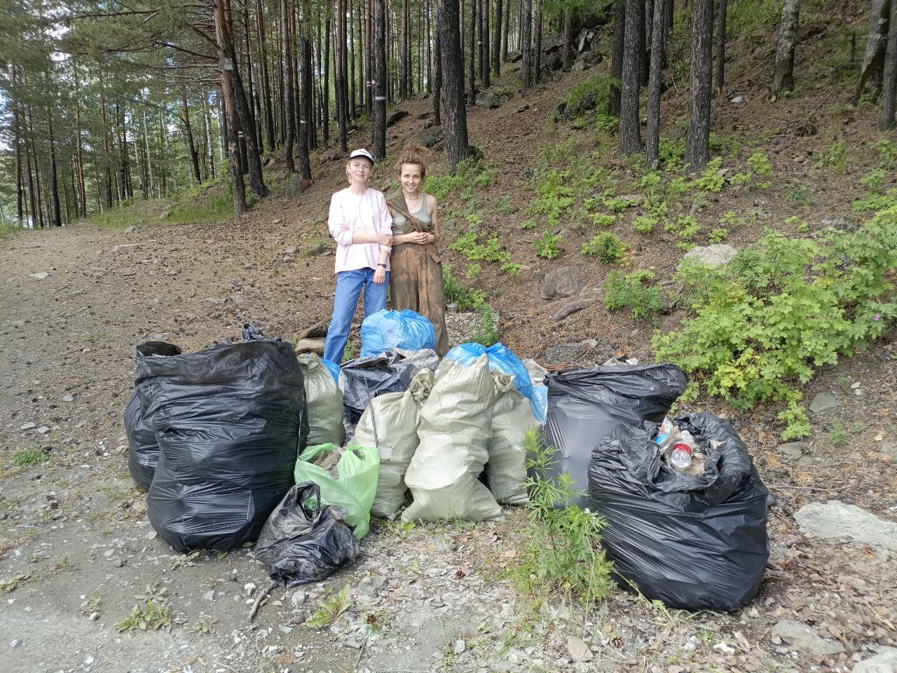 We collected two dozen bags of garbage from the forest and took them to the landfill - My, Chistoman, Ural, Cleaning, Kachkanar, Longpost