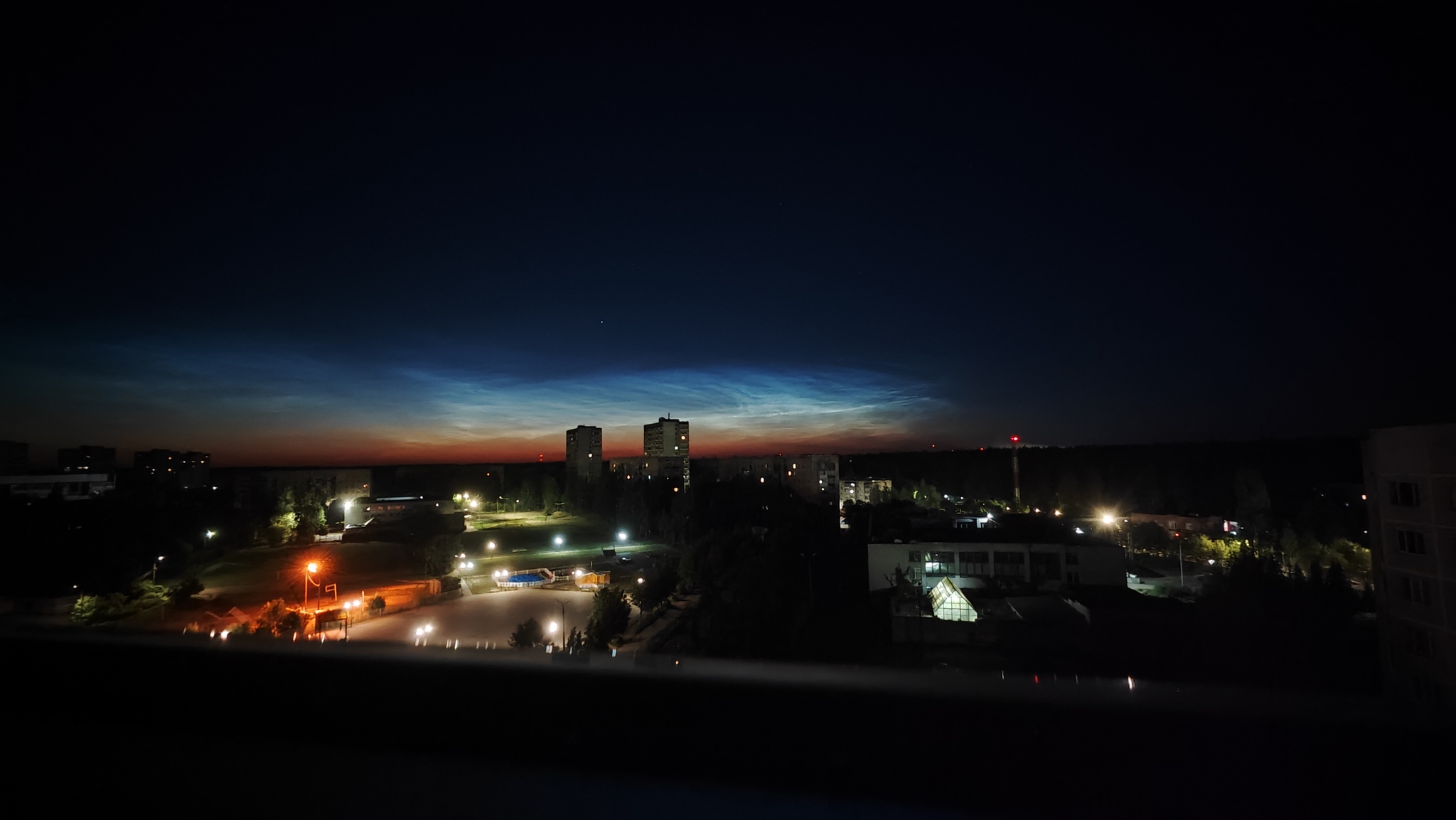 Noctilucent clouds over the Smolensk region - My, Noctilucent clouds, Smolensk, Yartsevo, Longpost, Night city, The photo