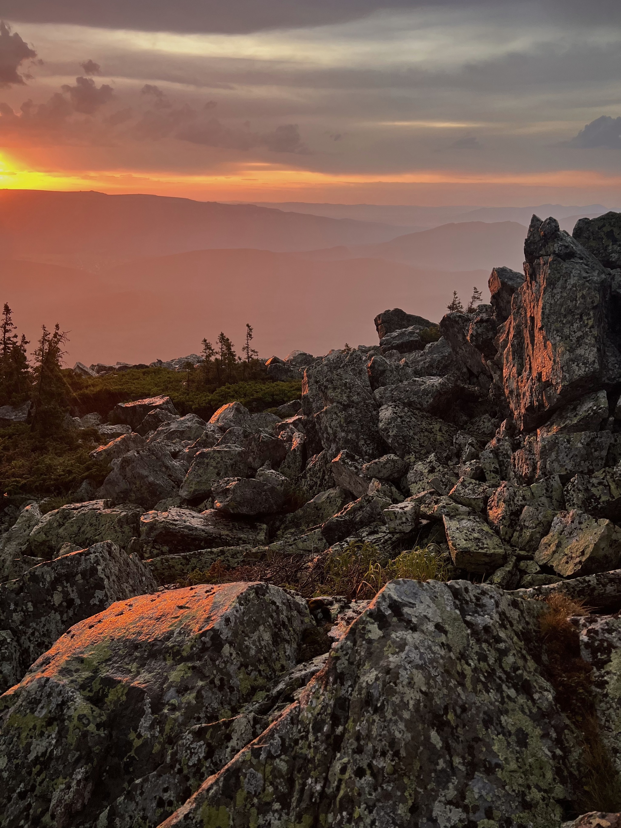 Have you seen the sunset in a thunderstorm? - My, Travel across Russia, Southern Urals, Ural mountains, The photo, Sunset, Sunrises and sunsets, Mountain tourism, Hike, The rocks, Longpost